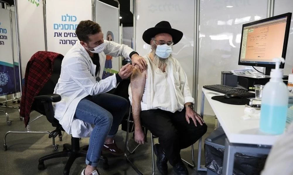 Ισραήλ: Μόνο οι εμβολιασμένοι θα γυρίσουν σε δουλειές, εστίαση, γυμναστήρια